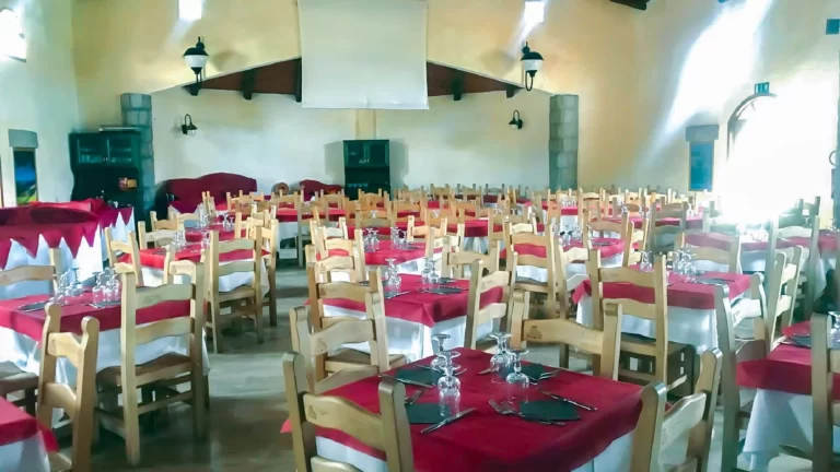posada_8-14490